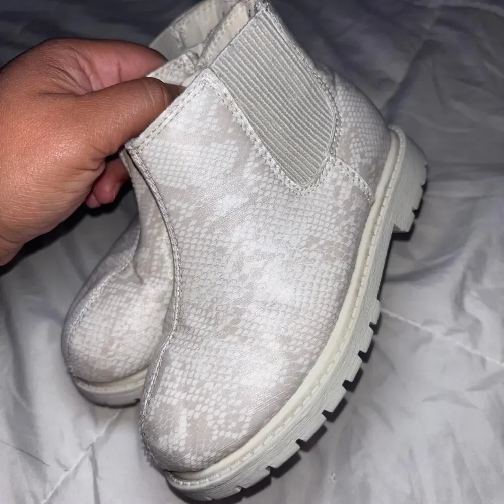 Carters toddler girl’s